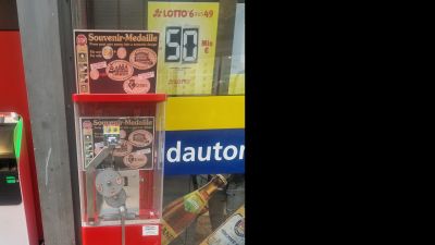 Münzautomat Hauptbahnhof in Bremen – Titelbild