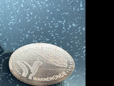 Souvenirmünze – Motiv von Münzautomat Westmole (R.-Warnemünde)