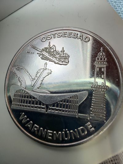 Souvenir coin – design from coin machine Westmole (R.-Warnemünde)