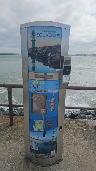 Münzautomat Westmole in R.-Warnemünde – Titelbild