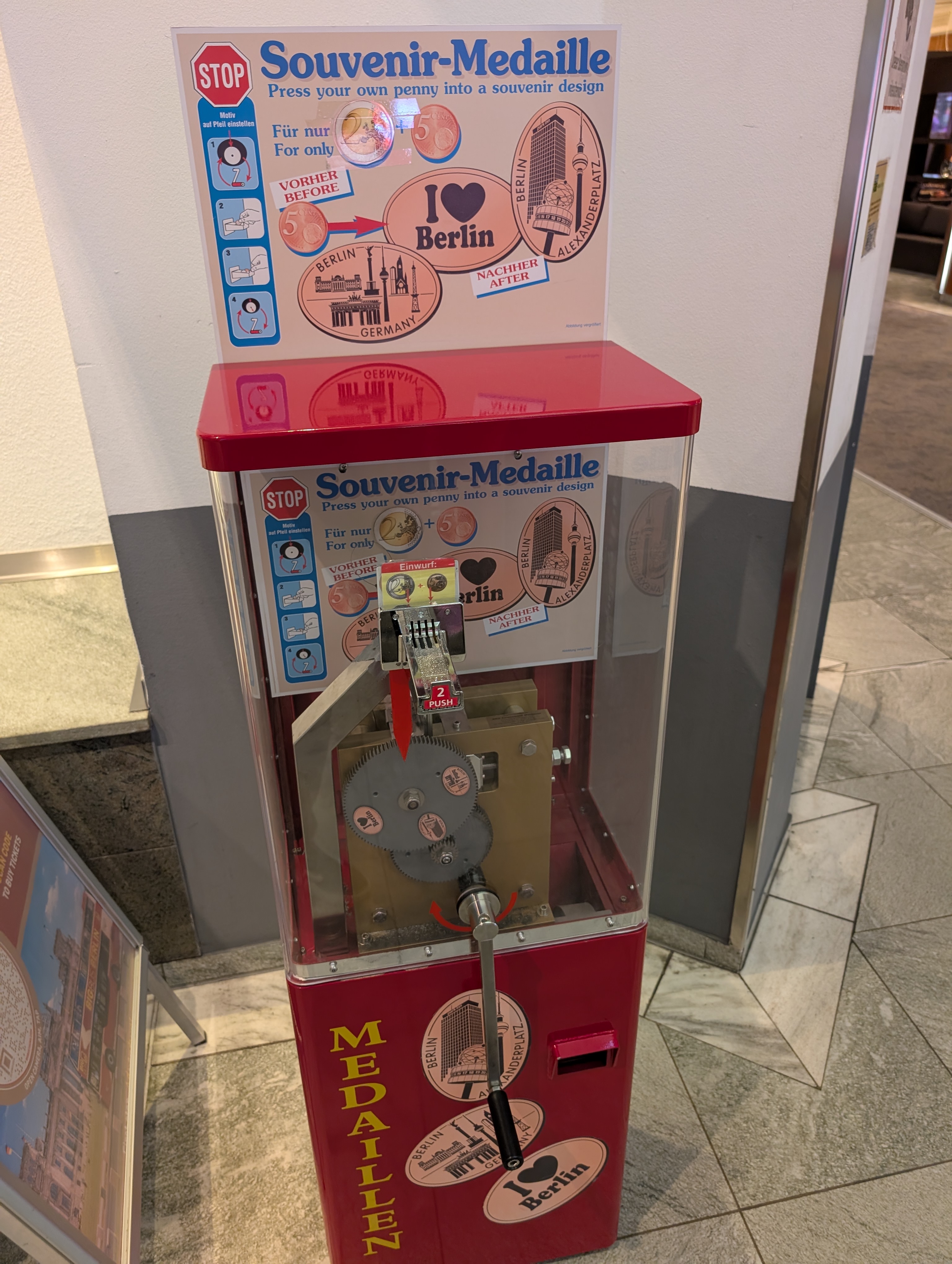 Münzautomat Park Inn Hotel in Berlin