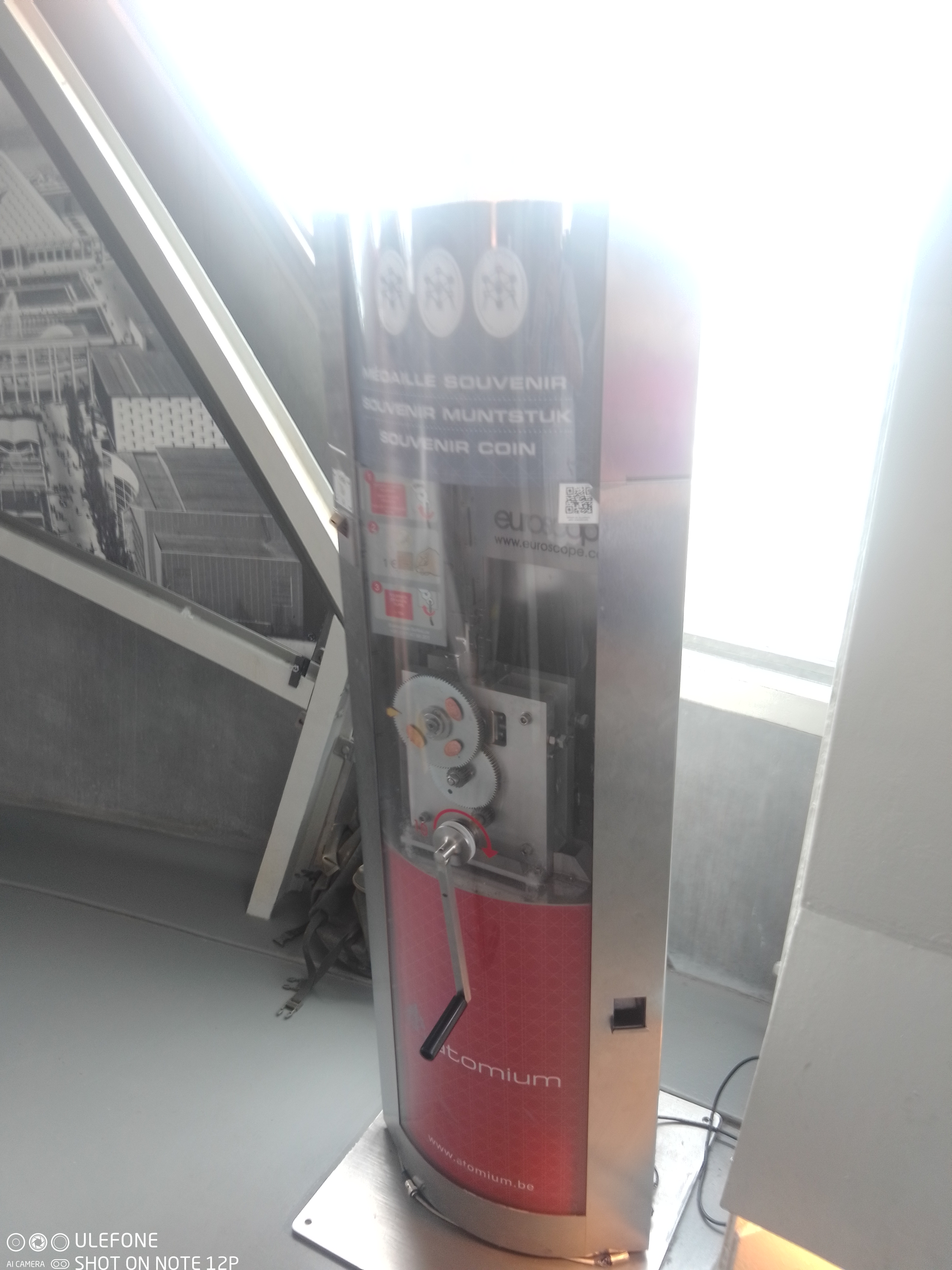 Münzautomat Atomium 2 in Brüssel