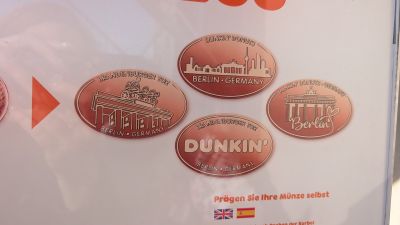 Souvenirmünze Dunkin Donuts - Brandenburger Tor in Berlin