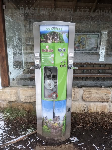 Münzautomat Bushaltestelle Bastei in Kurort Rathen