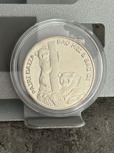 2 Panda – Souvenir Medaille – Vorderseite