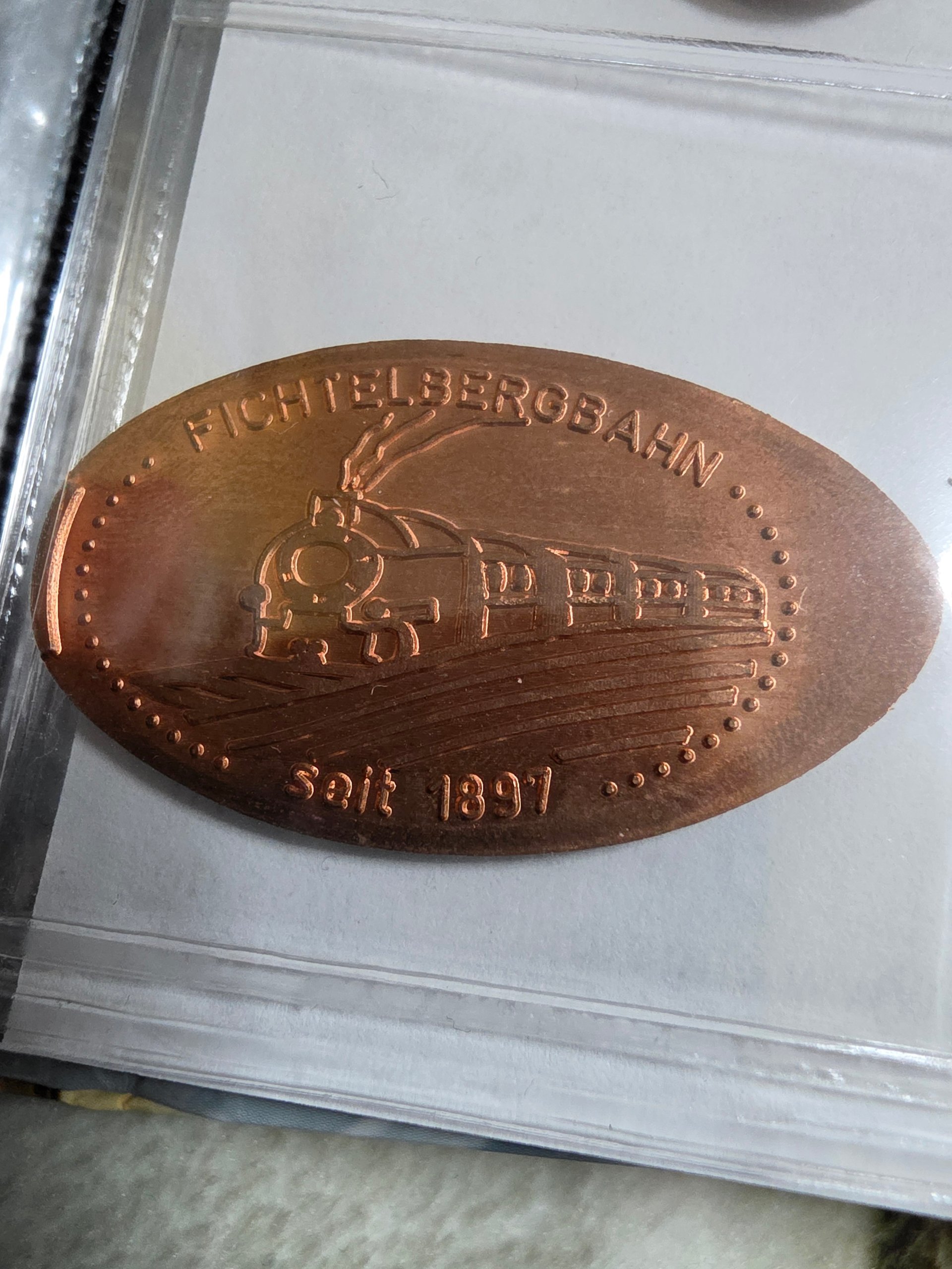 Souvenirmünze Fichtelbergbahn in Oberwiesenthal