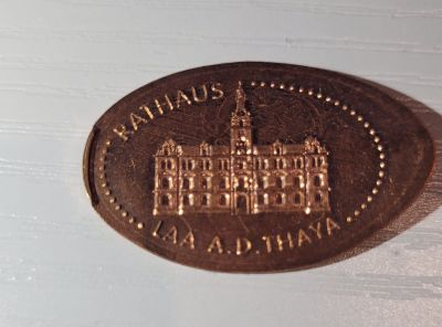 Souvenirmünze – Motiv von Münzautomat Burg - Laa an der Thaya (Burgplatz 22, 2136 Laa)