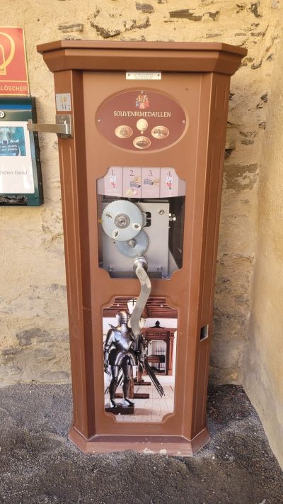 Münzautomat Rosenburg „Renaissanceschloss“ in Rosenburg-Mold – Titelbild