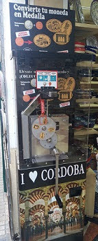 Münzautomat Turística (2023) in Calle Deanes, 6, 14003 Córdoba – Titelbild