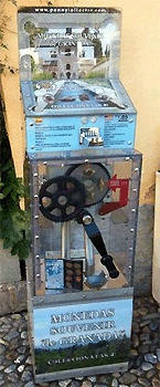 Münzautomat Palacio de Carlos V in Calle Real de la Alhambra, 18009 Granada – Titelbild