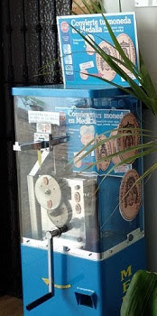 Münzautomat Virgen de Montemayor in Ermita de Montemayor, Pinares de Montemayor, s/n, 21800 Moguer, Huelva – Titelbild