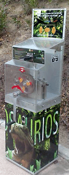 Münzautomat Faunia Dinosaurios in Avenida Comunidades, 28, 28032 Madrid – Titelbild