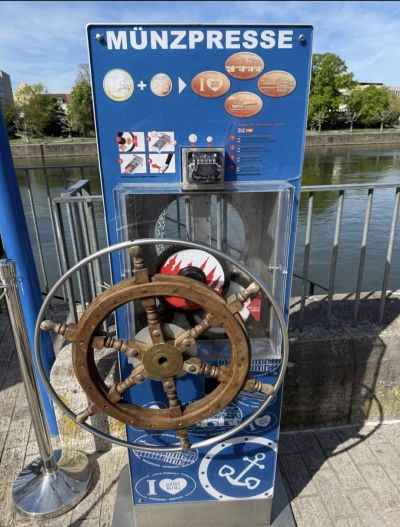 Münzautomat Würzburg Mainufer in Würzburg – Titelbild